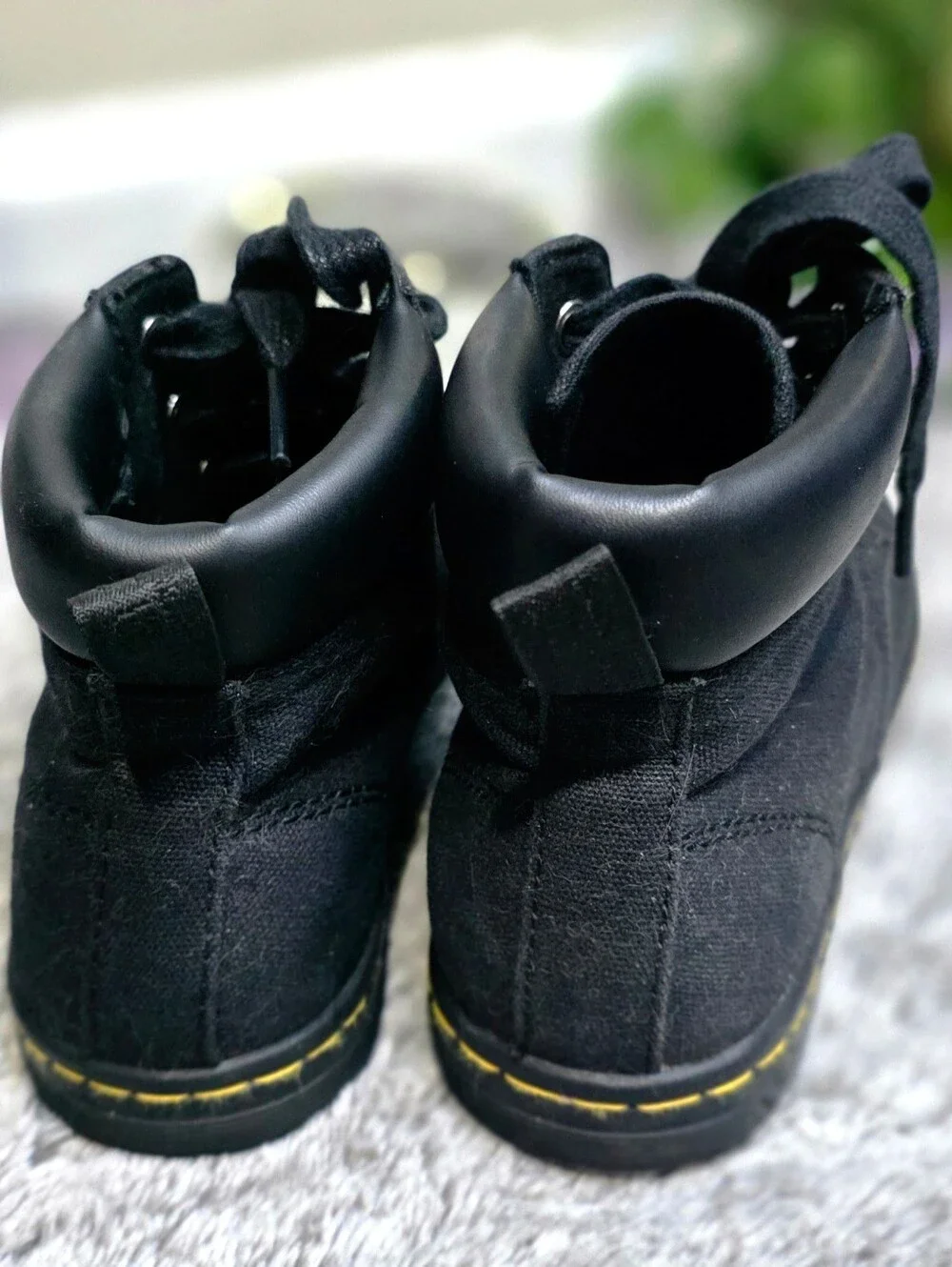 Sz 6 • Dr Martens • EUC To Like NEW!